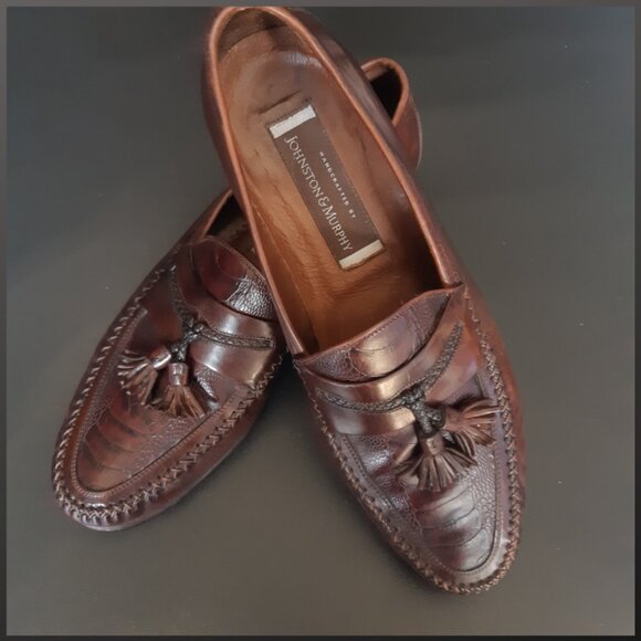Johnston & Murphy SZ 9.5 Alligator Imprinted Men's Brown Leather Tassel Loafers - Picture 2 of 16